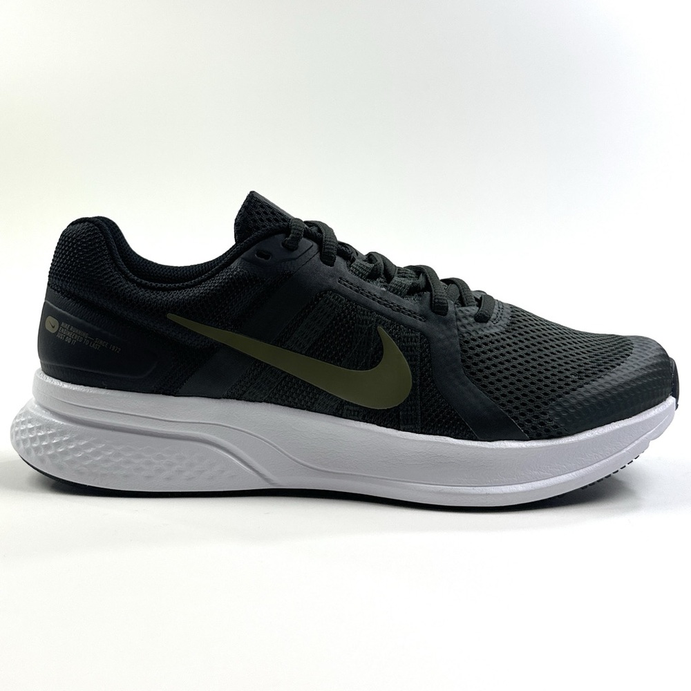Nike Run Swift 2 Mens Green White Shoes Sneakers Athletic Running CU3517-301